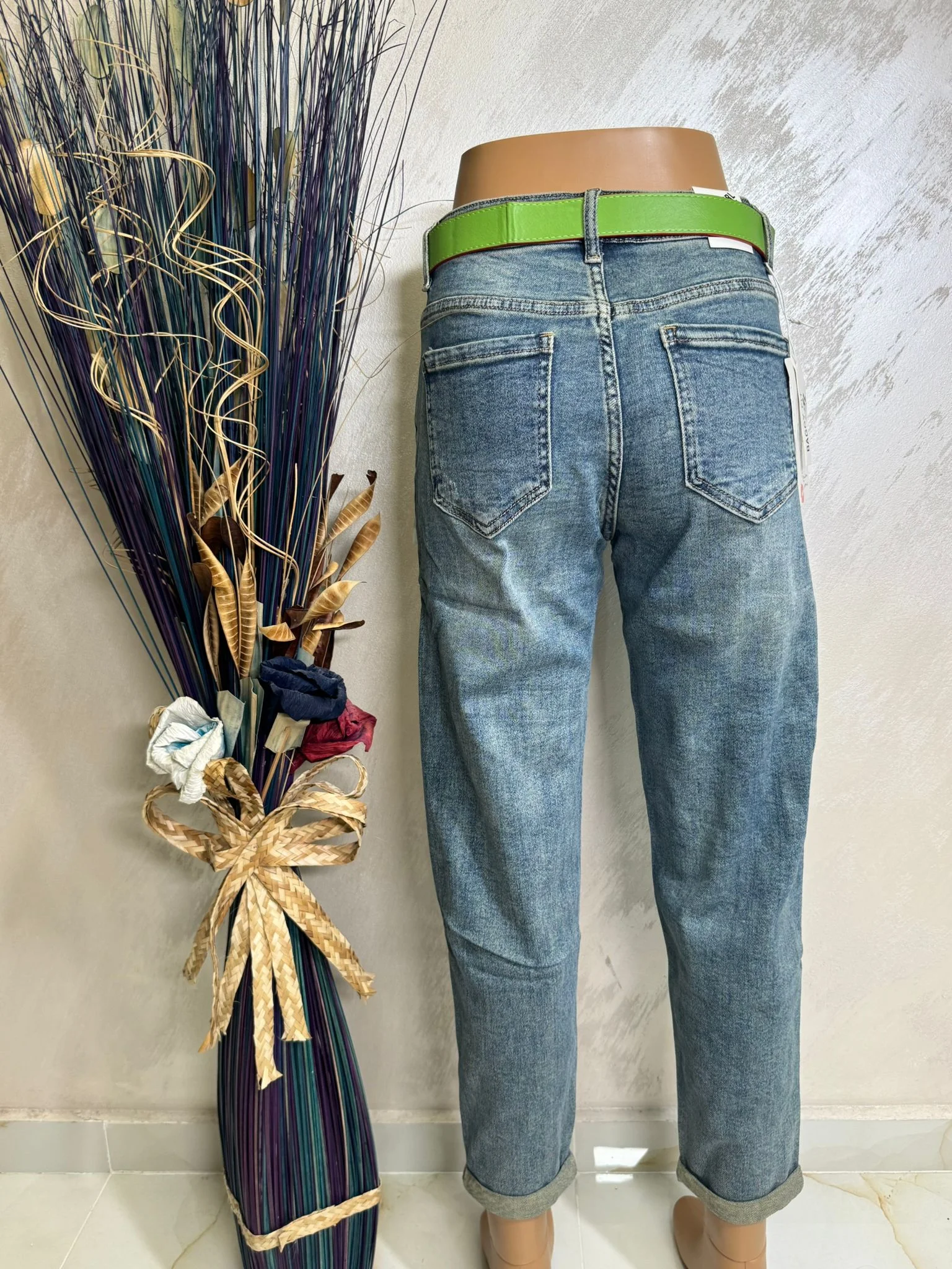 Blugi damă baggy fit cu curea color