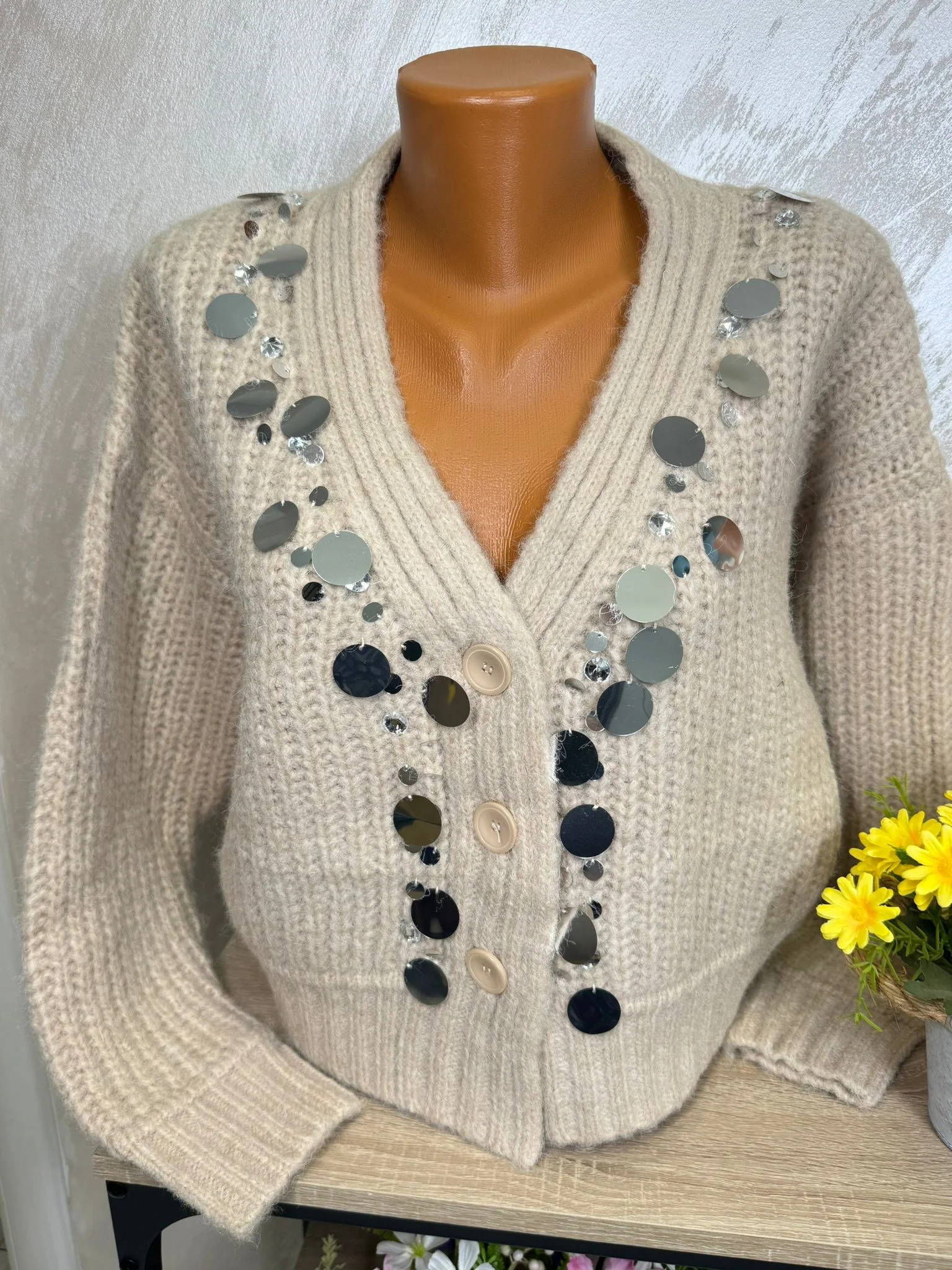 Cardigan damă tricotat cu paiete decorative