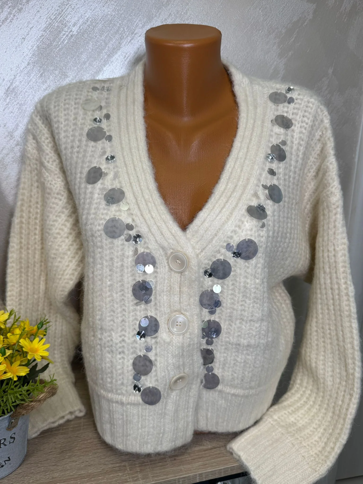 Cardigan damă tricotat cu paiete decorative