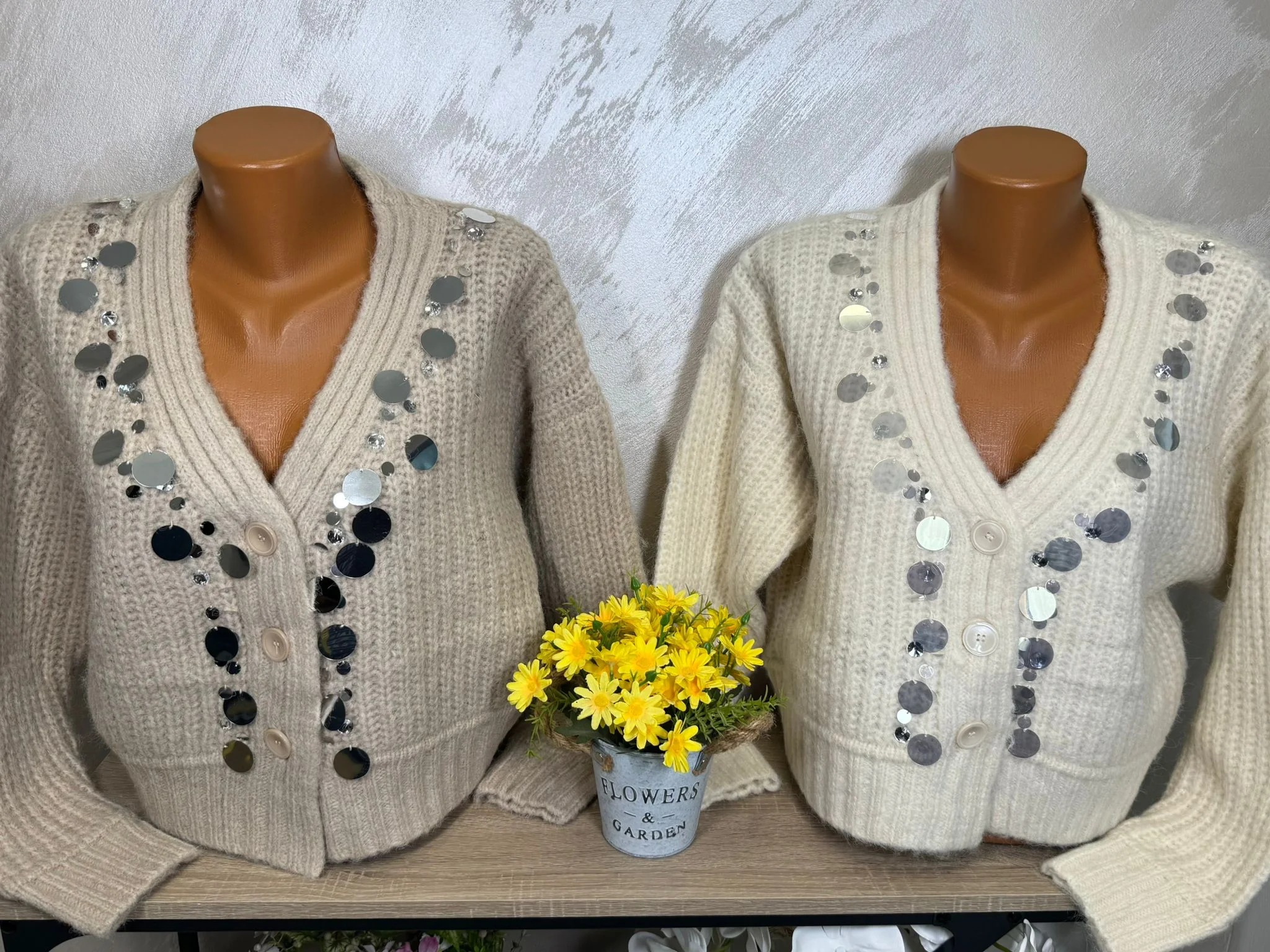 Cardigan damă tricotat cu paiete decorative