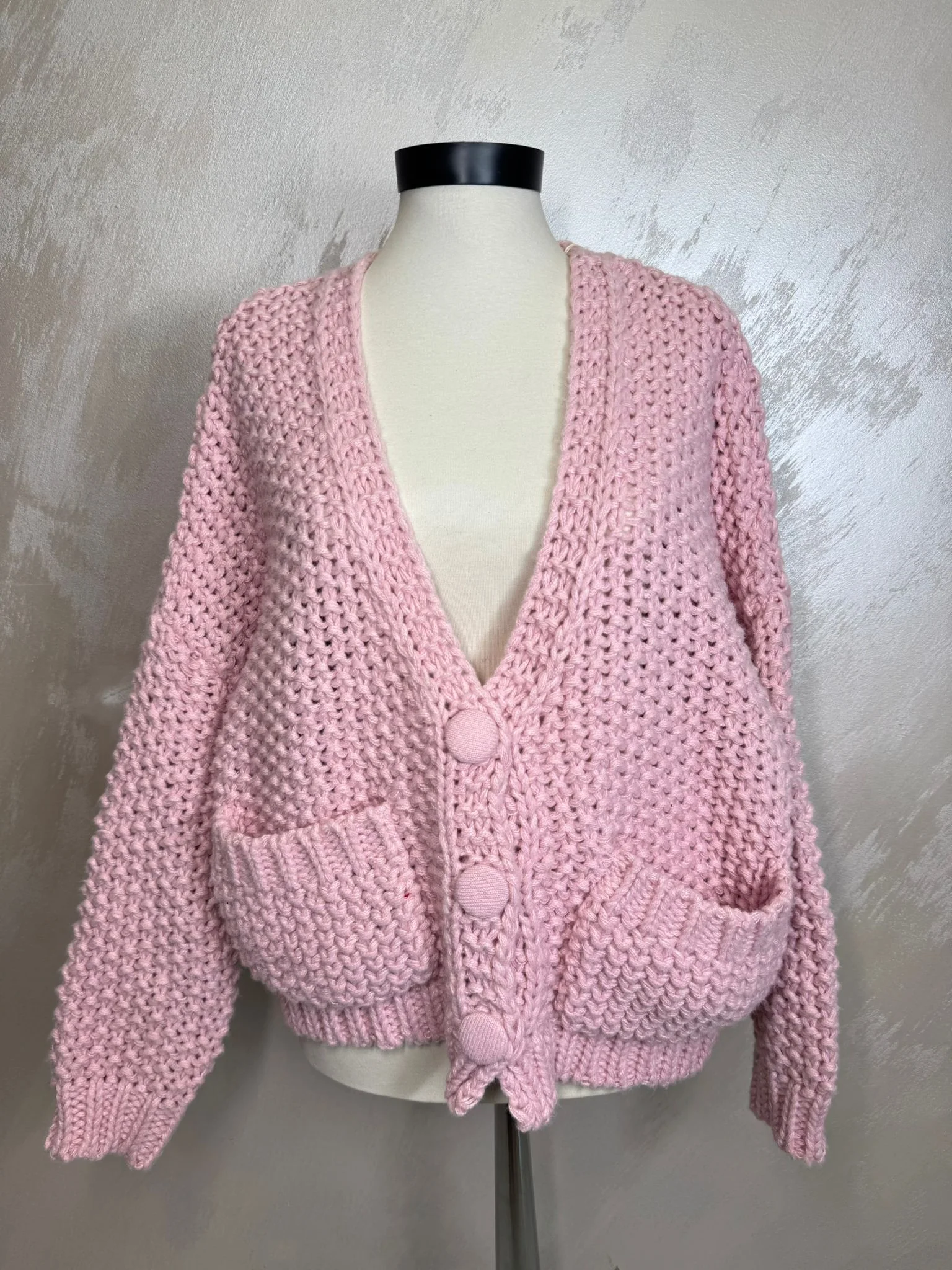 Cardigan damă croșetat manual, model premium