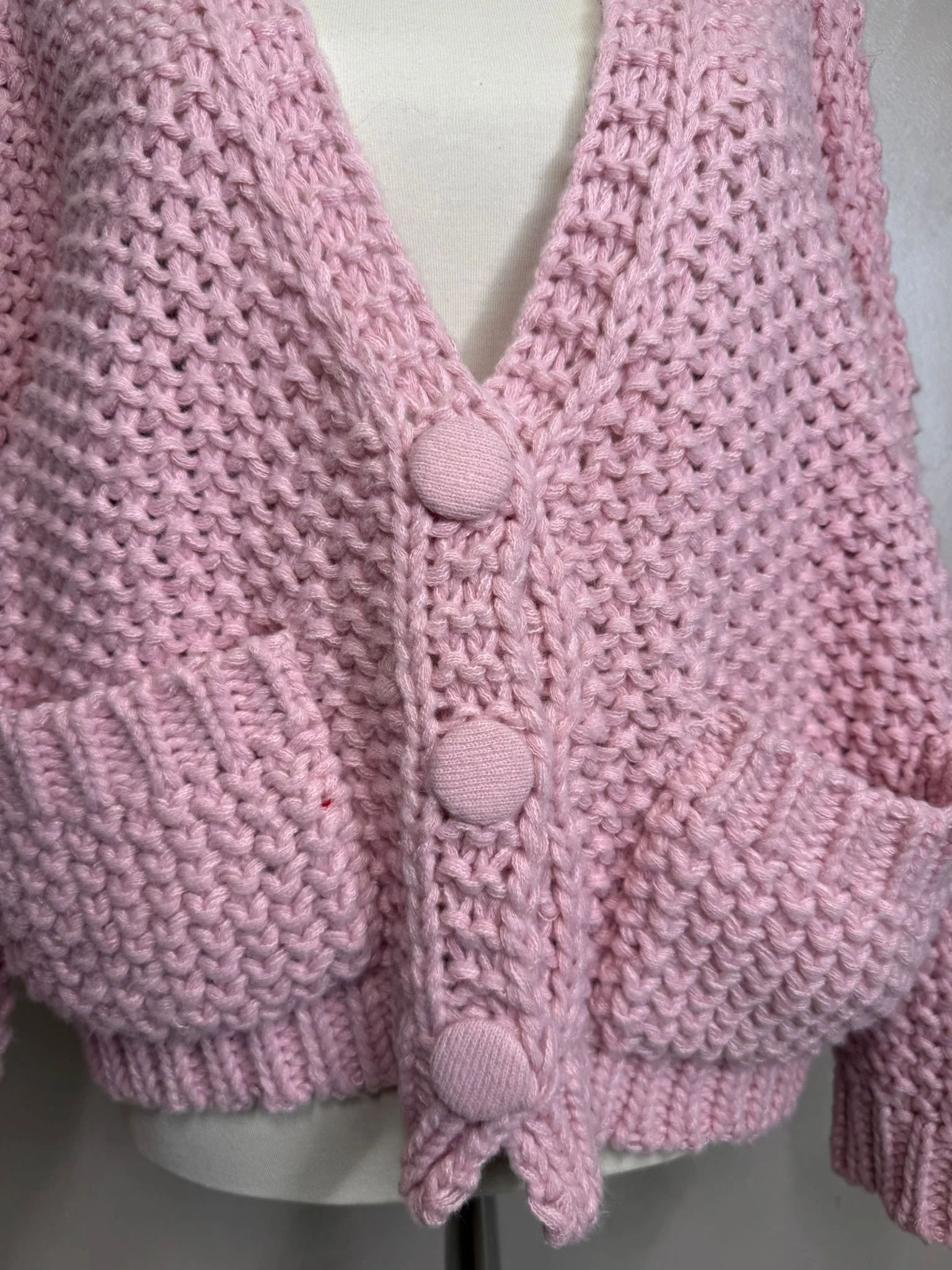 Cardigan damă croșetat manual, model premium