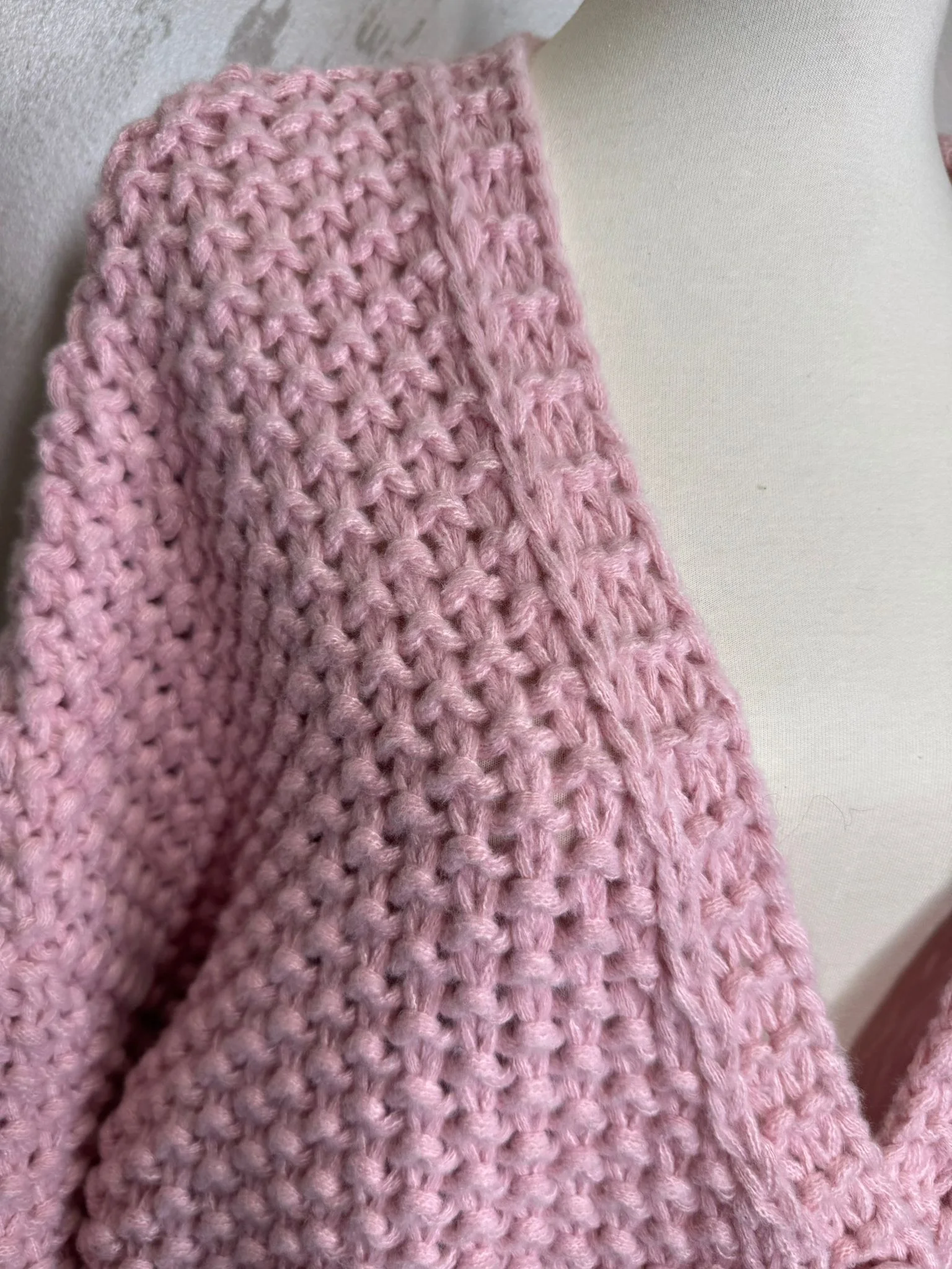 Cardigan damă croșetat manual, model premium