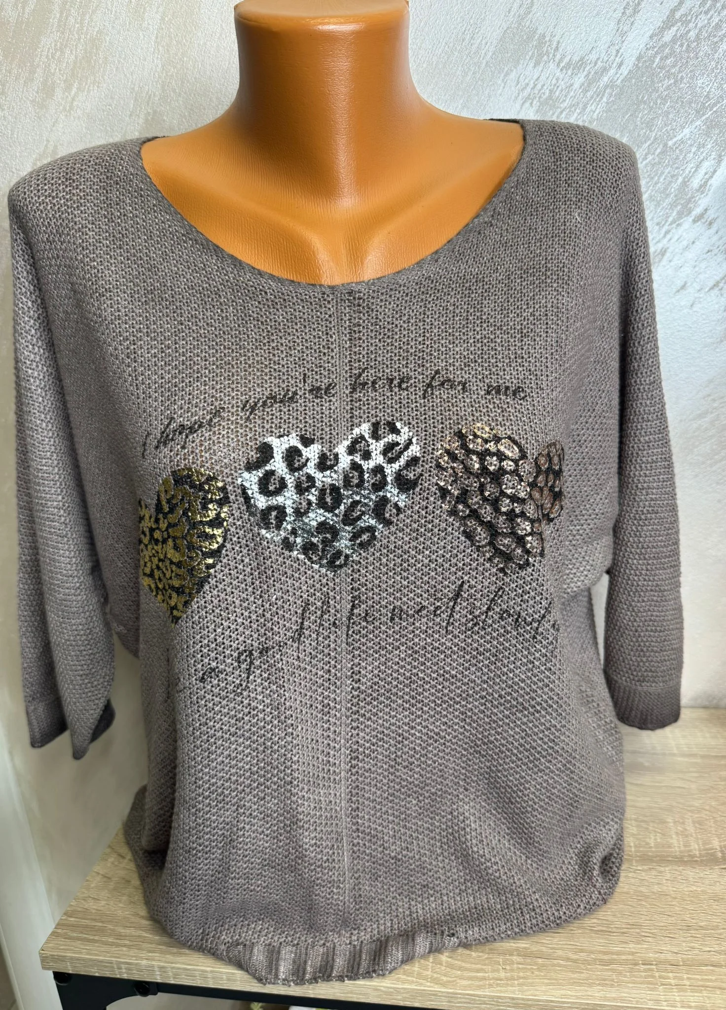 Pulover damă lejer cu imprimeu inimă și animal print