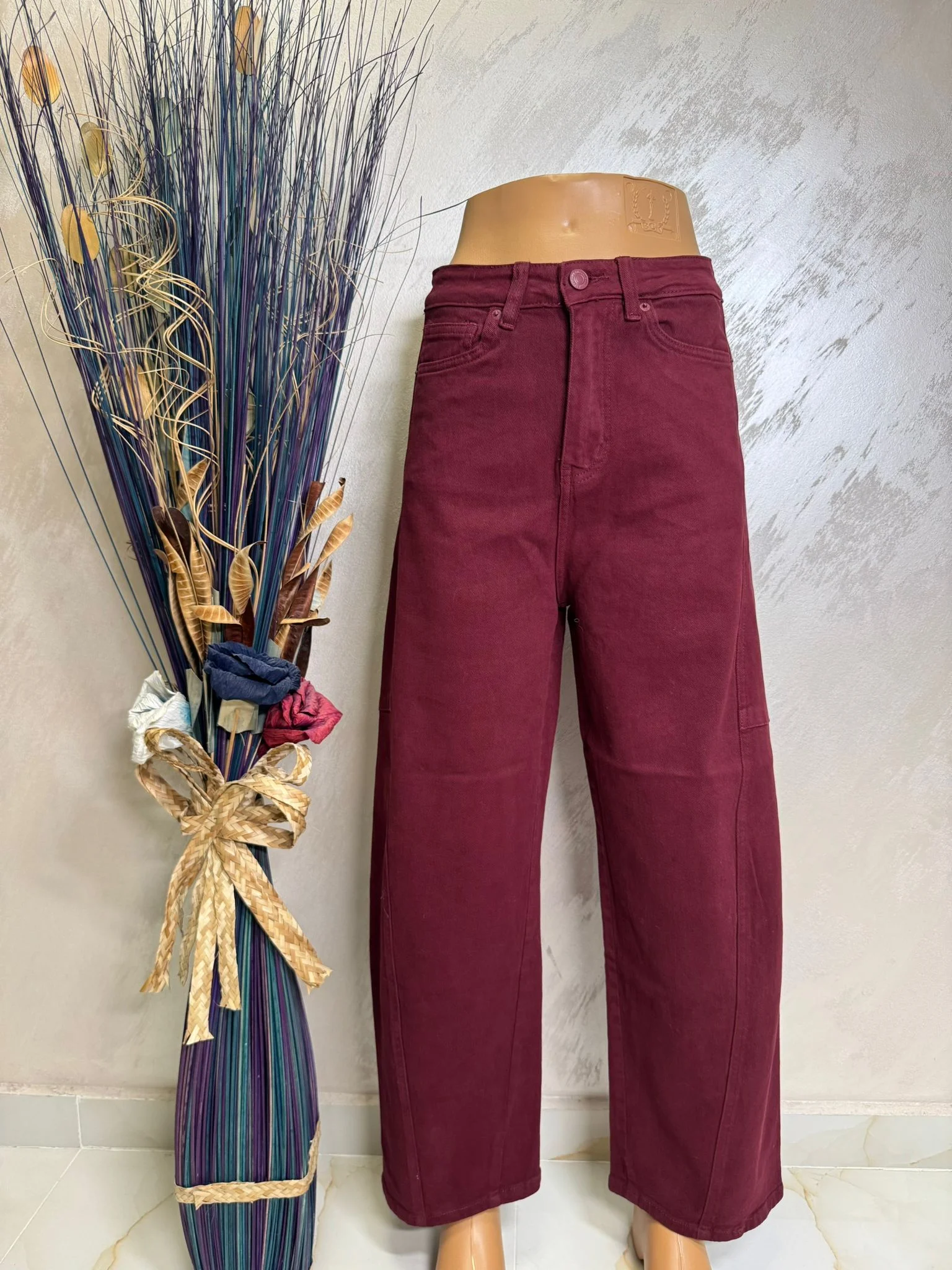 Pantaloni damă stil balon cu talie înaltă