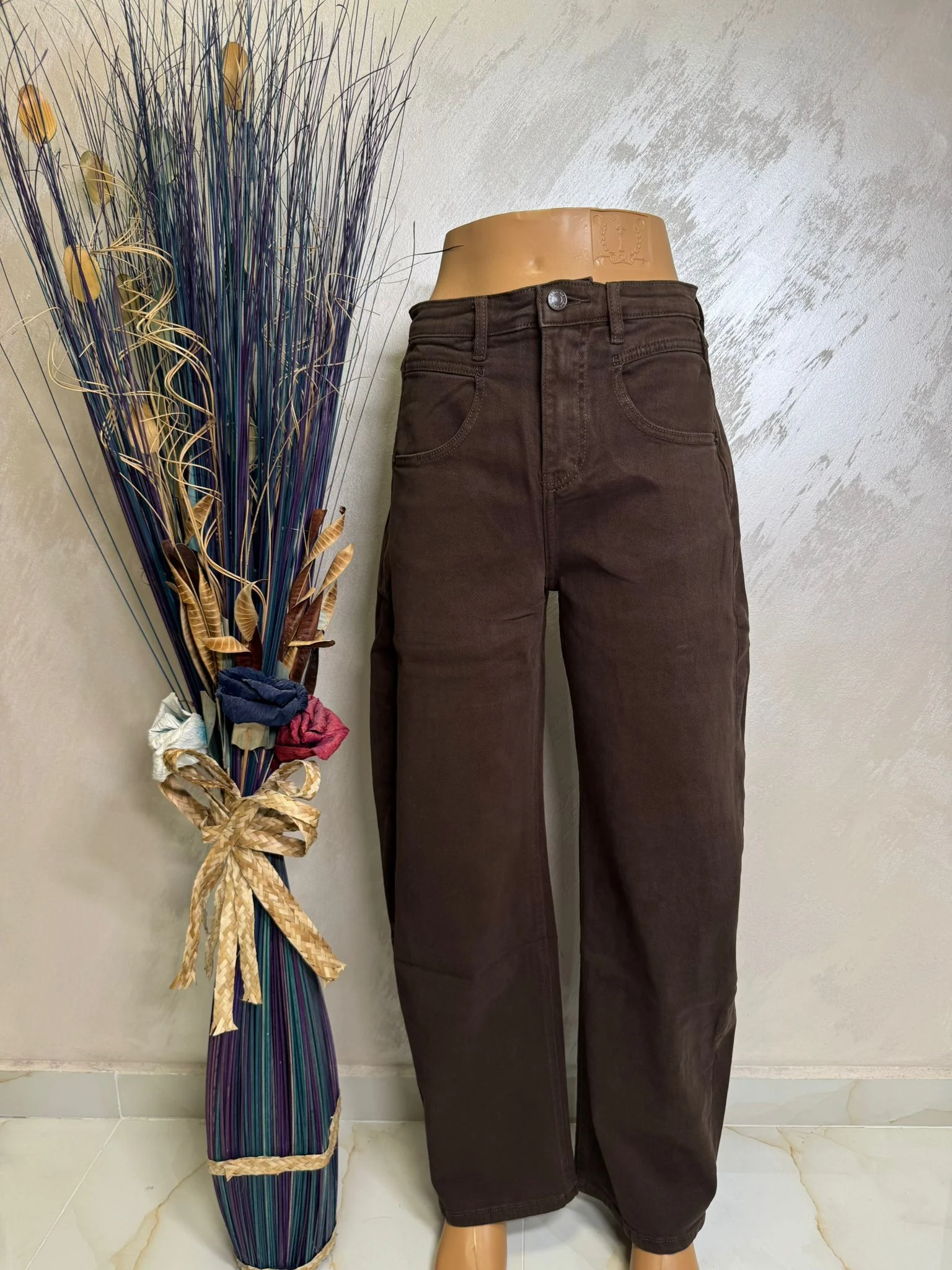 Pantaloni damă stil balon cu talie înaltă